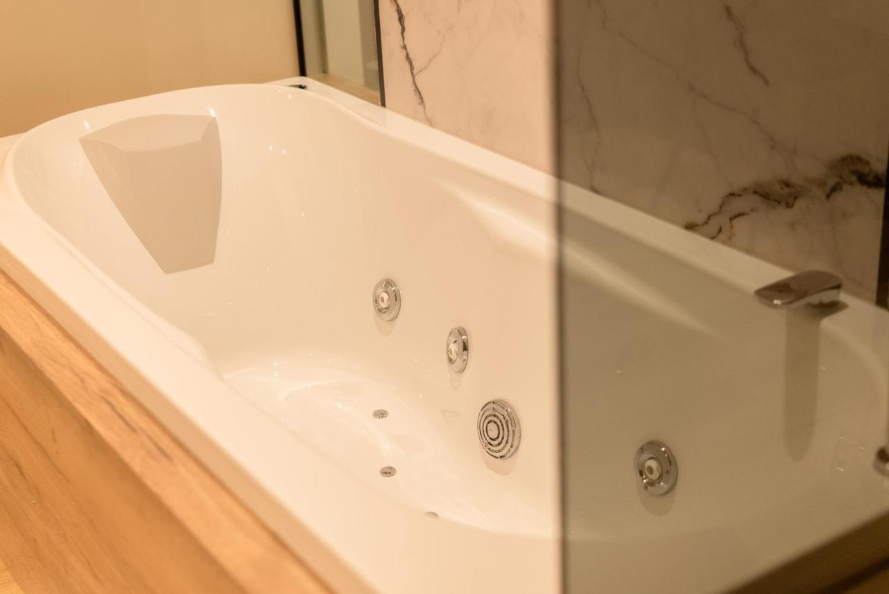 'Tabula Rasa Exclusive Rooms' Барі Екстер'єр фото